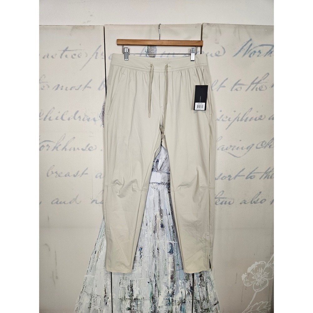 NWT Ten Thousand Interval Pant Size M Pelican Beige Training Athletic Joggers